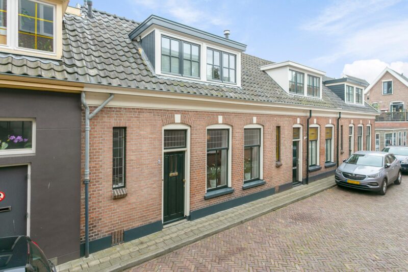 Zwolsedwarsstraat 6 verkocht bij Mercurius Makelaars